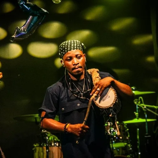 Sidoine WANVOEGBE, « Le Volcan », au Gangan sur scène